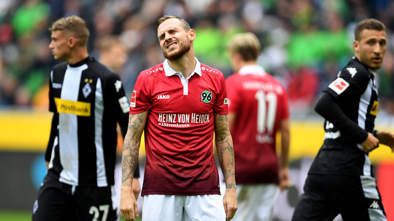 bakalorz-gladbach-hannover-bundesliga-09302017_ritx1086hp3p1u2xdu6fg5t70