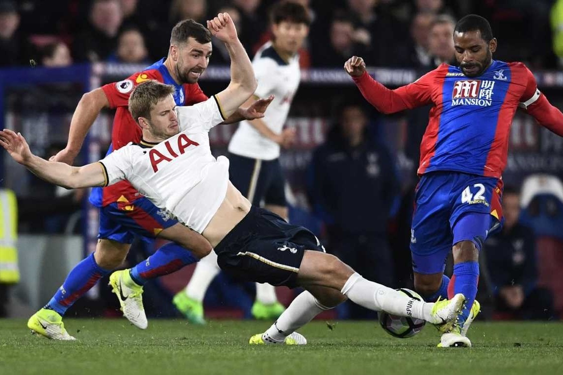 КУРВИ И БЕЛО