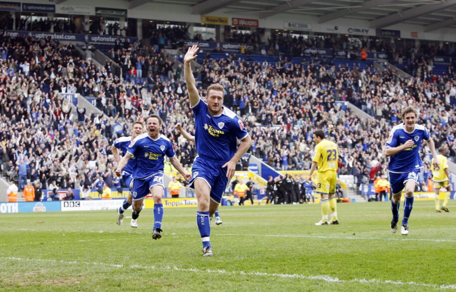 Leicester - Leeds