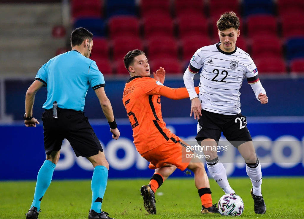 Niderlandiya-do-21-germaniya-do-21